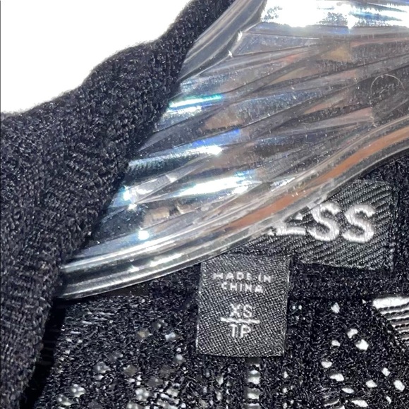 Express Cardigan 🔴 All $5 items buy 2 get 1 free - Picture 2 of 2